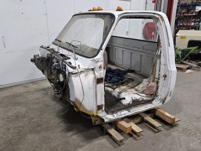 1973-1987 Chevrolet pick-up cabine