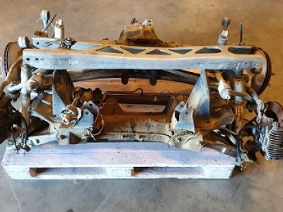 Corvette C4 achteras en vooras compleet