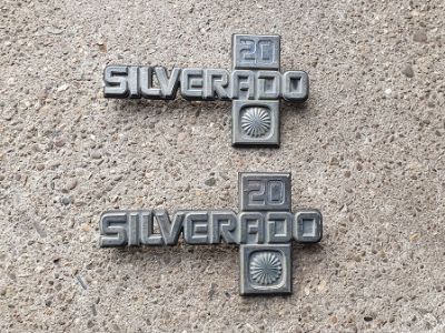1973-1987 Chevrolet Silverado 20 emblemen