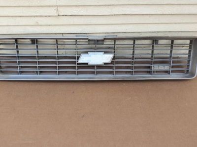 1973-1974 Chevrolet grill