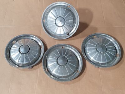 1966 Dodge Dart diverse onderdelen